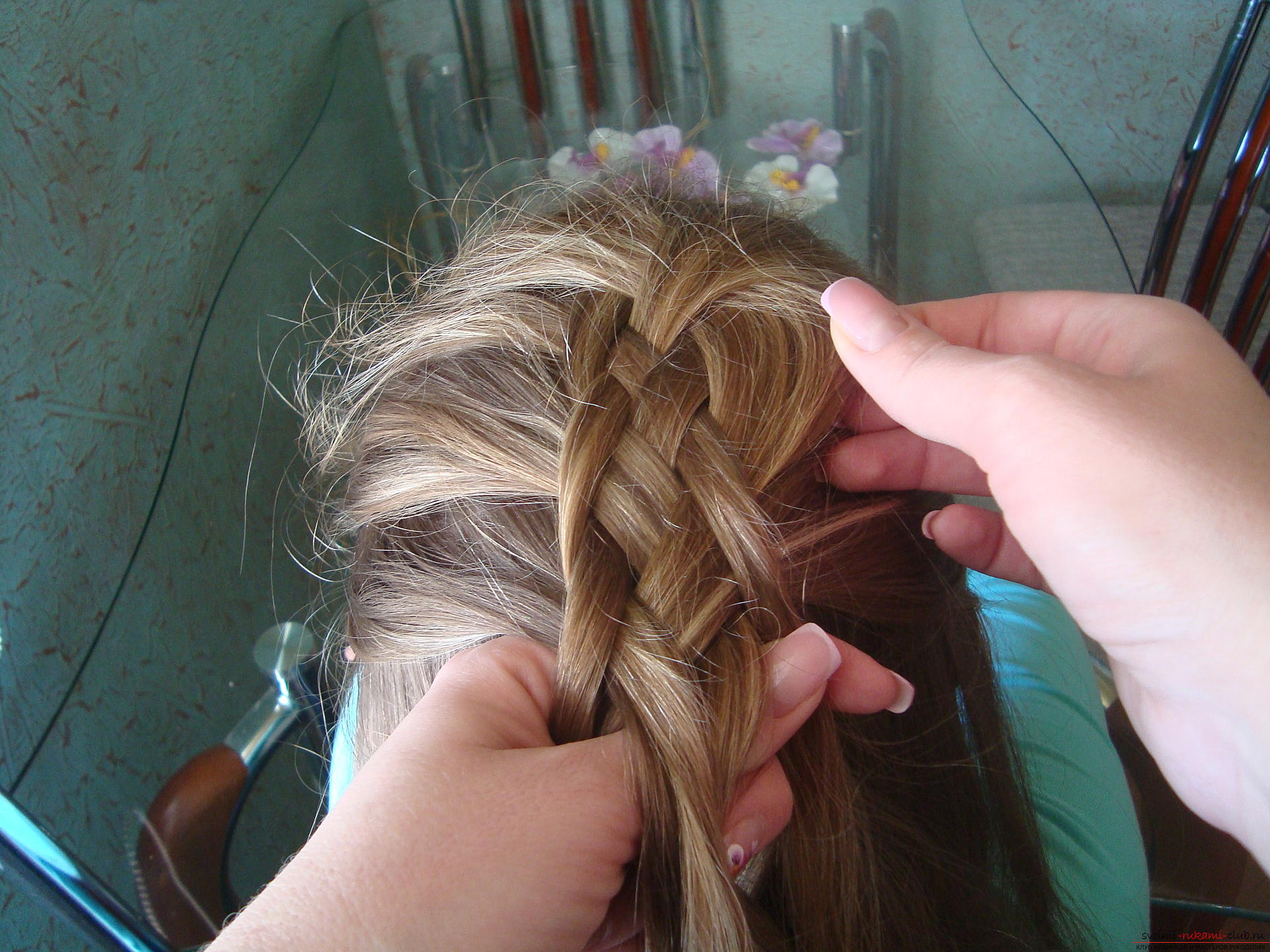 Photo to the lesson on the weaving of a five-strand braid. Photo №8