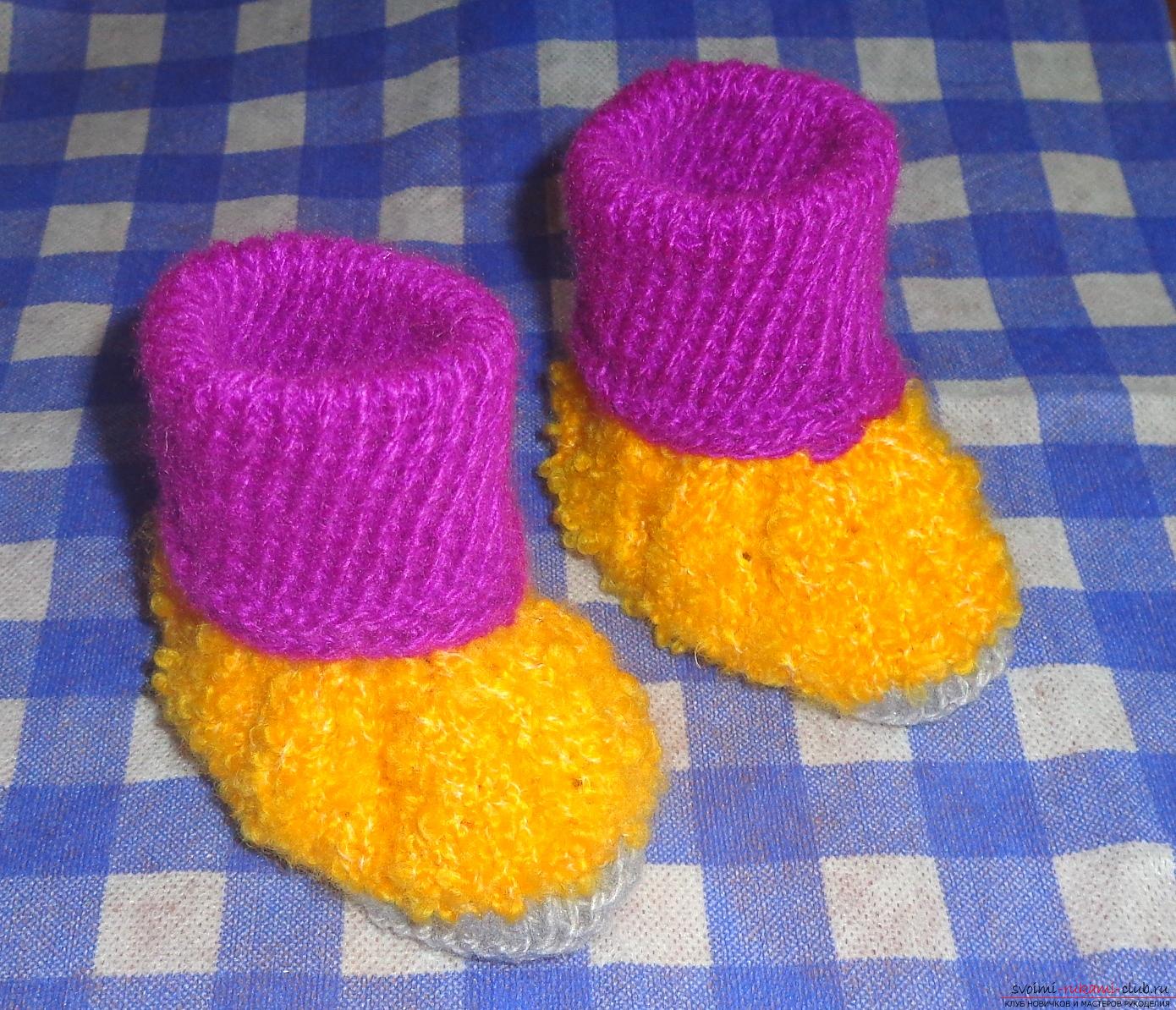 Step by step instruction on knitting boots for children 