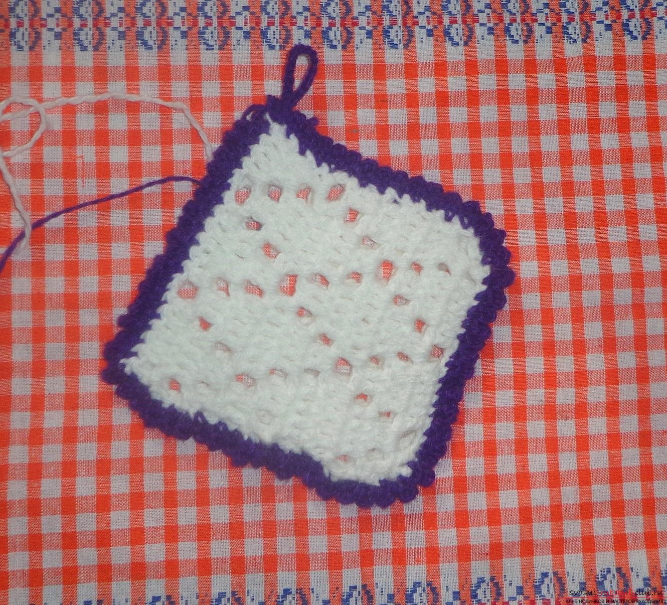 Снимка на урока по плетене на стойката под горещо 