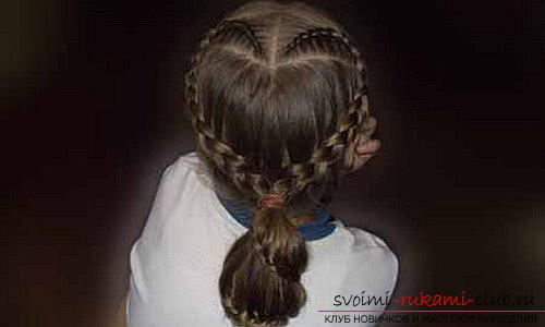 We learn to make beautiful hairstyles for medium hair for girls with our own hands. Photo Number 14