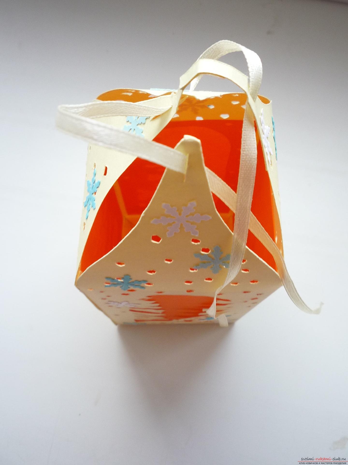 Майсторският клас ще ви научи как да направите новогодишно занаятчийство - кутия за сладък подарък 