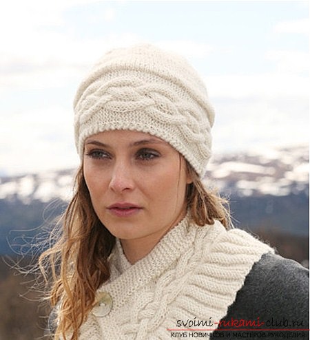 How to tie a beautiful hat to a novice needlewoman. A nice and simple knitting cap, knitted with needles is executed with a detailed description of the steps and steps of knitting. Photo №1