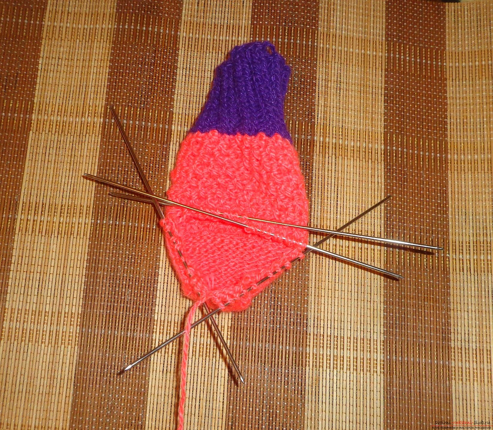 Photo to knitting lessons on knitting needles 