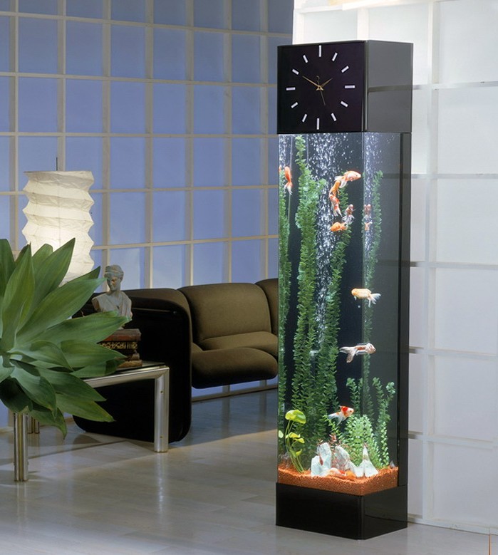 Вертикальний акваріум-колона з годинником