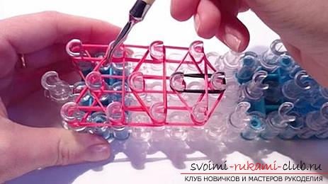 How to make a beautiful heart-shaped keychain from the rubber bands with your hands to Valentine's Day. Photo №32