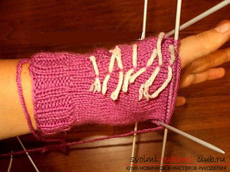 We knit beautiful mittens with our own hands. Photo №4