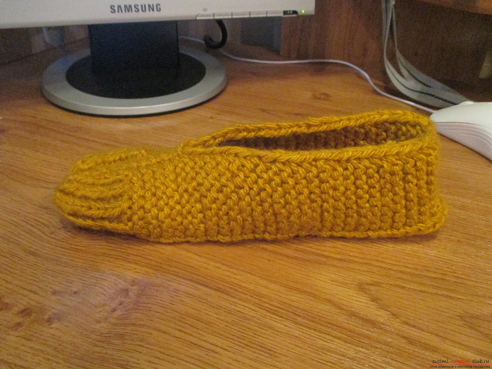 This master class in knitting slippers will teach you how to knit warm and cozy slippers with knitting needles .. Photo # 15