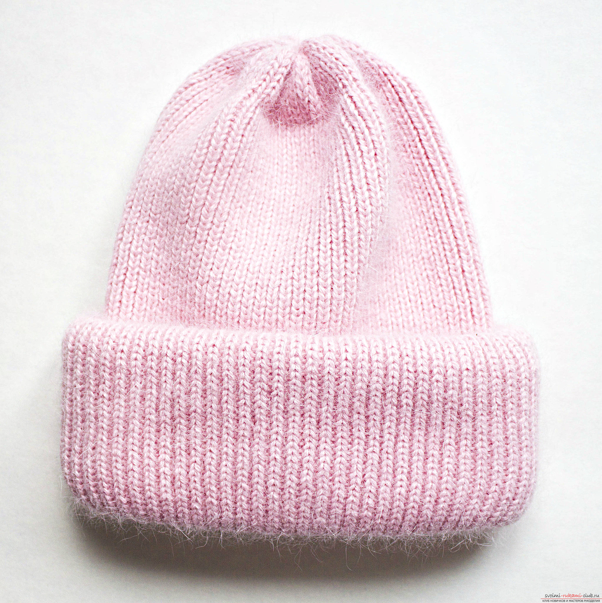 a knitted hat with a lapel. Picture №3