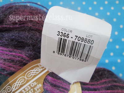 The color of yarn for knitting bactus knitting