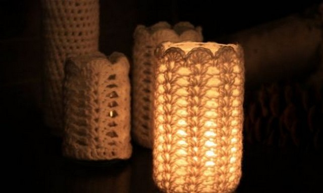 Decor jars with knitting