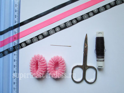 Materials and tools for sewing ribbon bow hair