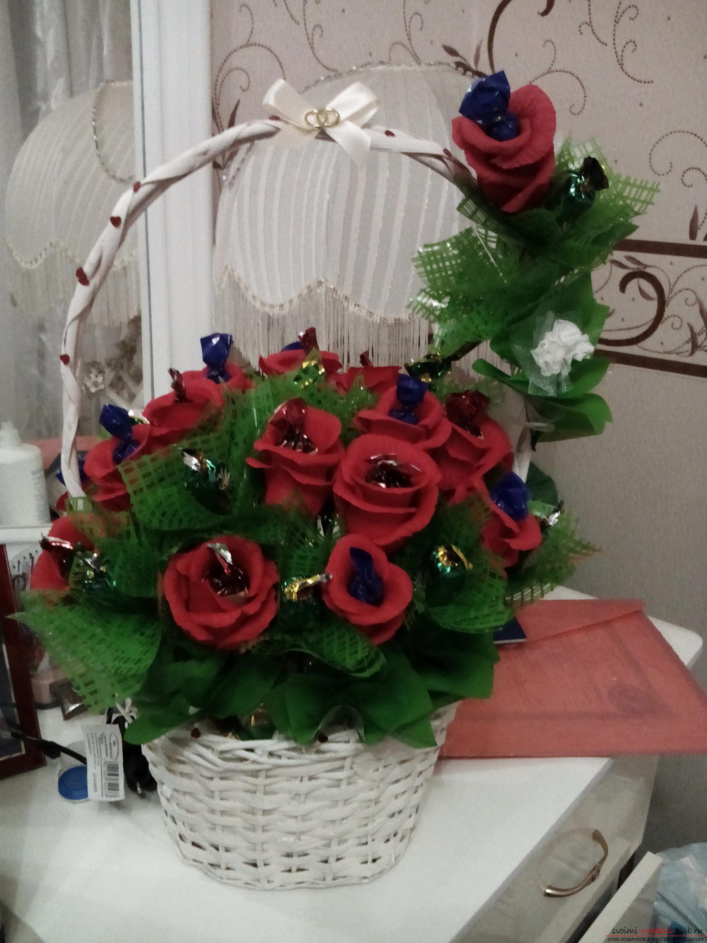 Flower arrangement with sweets. Picture №3