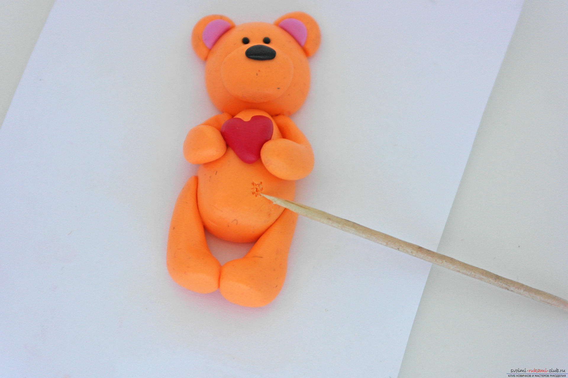 This detailed master class will teach you how to make a figurine of polymer clay - a keychain in the form of a bear. Photo # 27