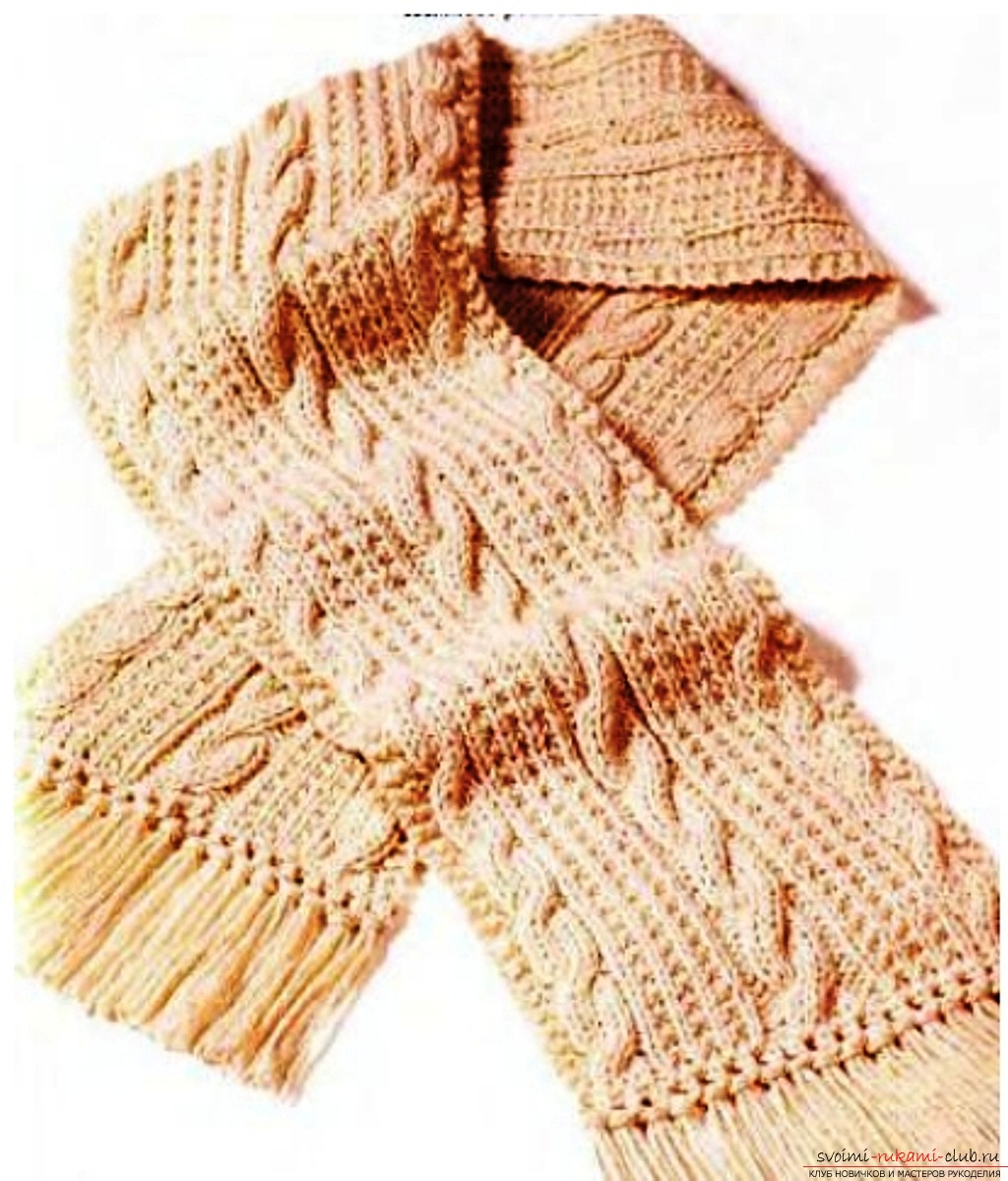 Strikket strikket tørklæde med bue. Billede №3