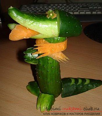Examples of making autumn crafts from vegetables at home .. Photo # 2