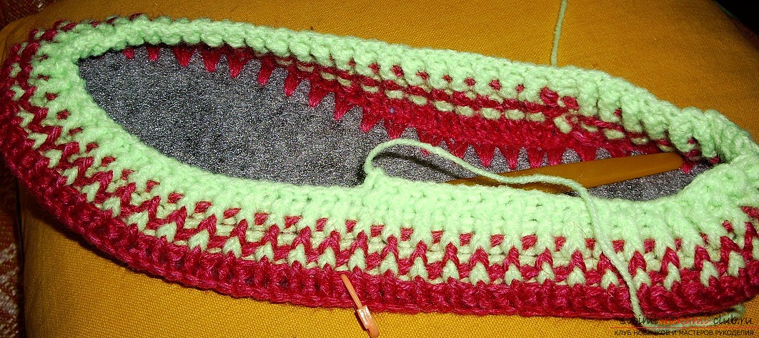 comfortable home slippers, crocheted. Photo №4
