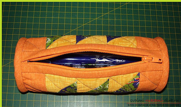 Sewing a pencil case using the Japanese patchwork technique. Photo Number 22
