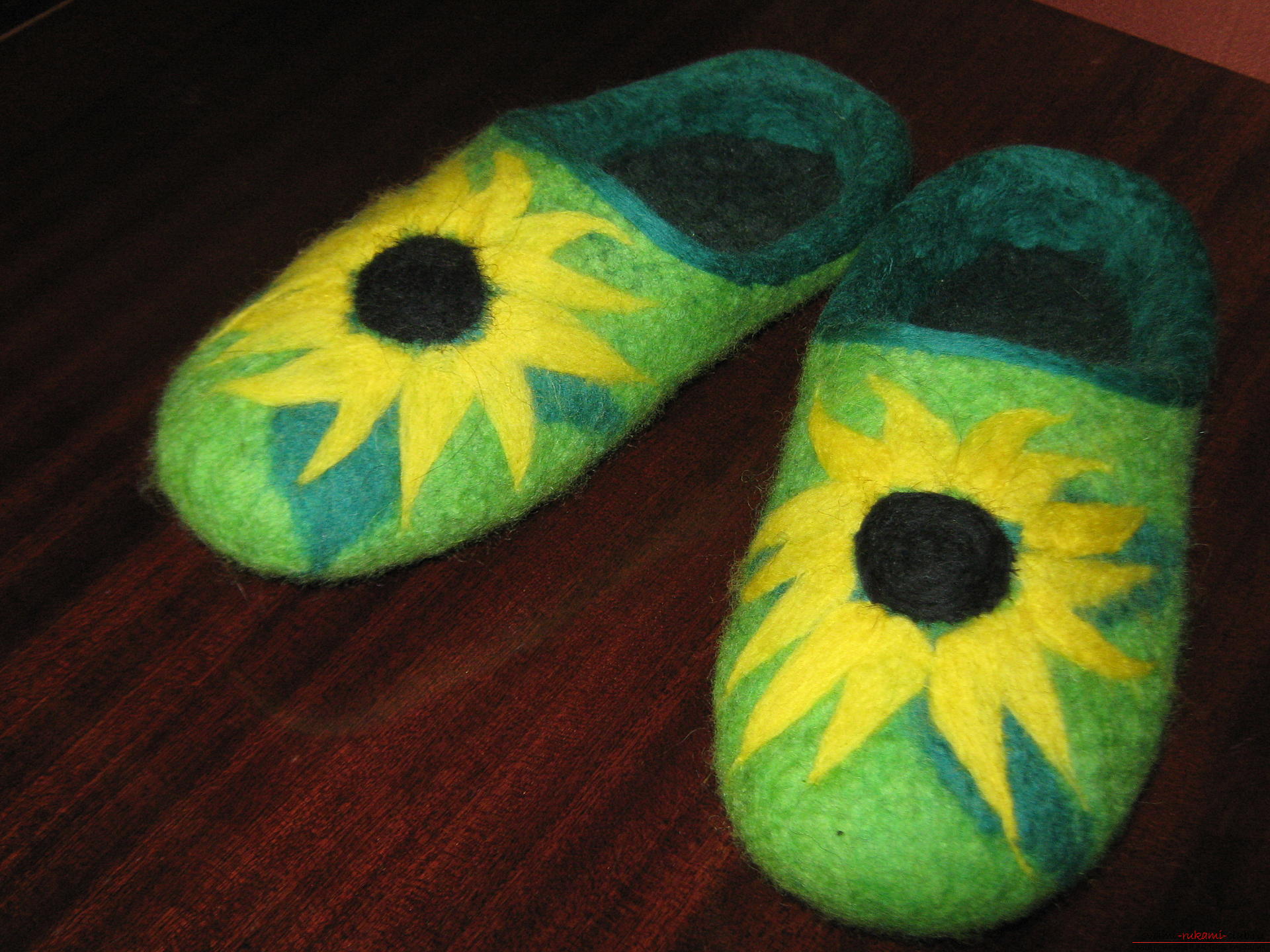 Sunny slippers. Photo №1