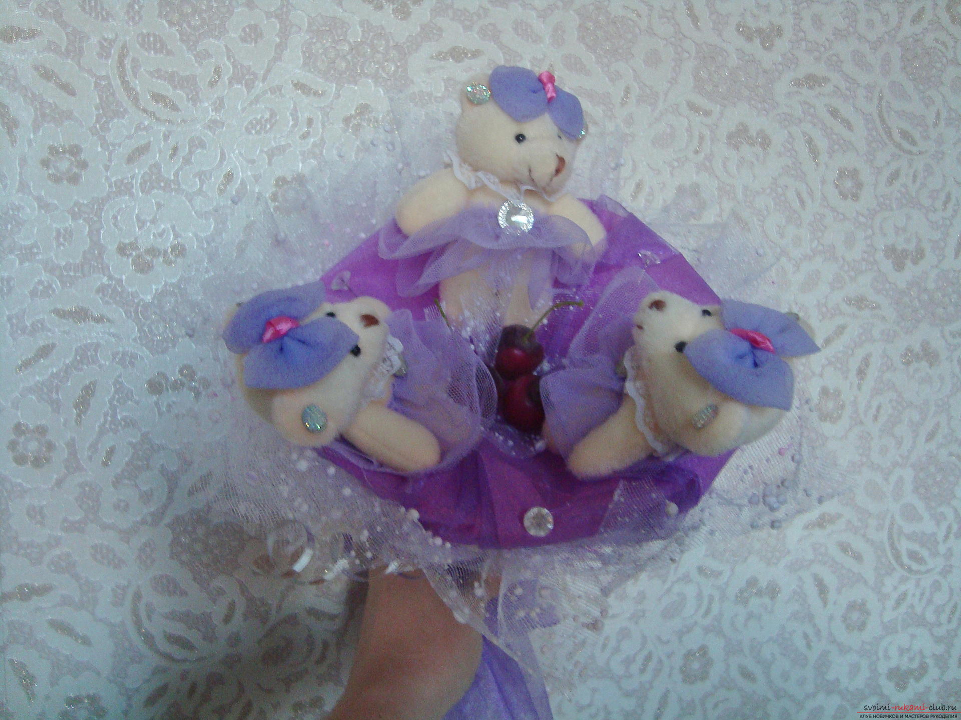 Photo to the lesson on the creation of a bouquet of soft toys. Photo # 2