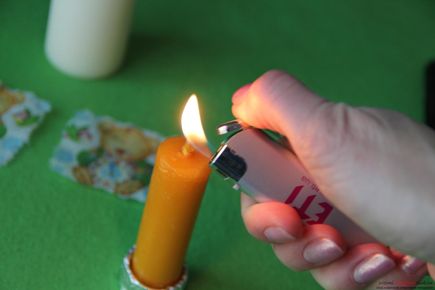 Master class with photo will teach how to make a hot decoupage of a candle with a napkin for the New Year. Photo №5