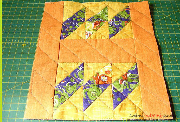 Sewing a pencil case using the Japanese patchwork technique. Photo Number 11