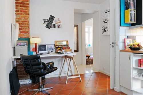 kompaktní domácí kanceláře v malých bytech-30