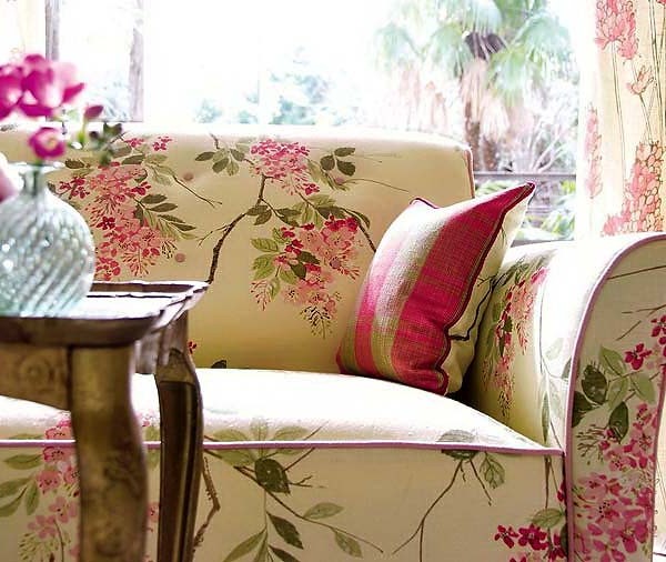 Chic sofa with floral pattern