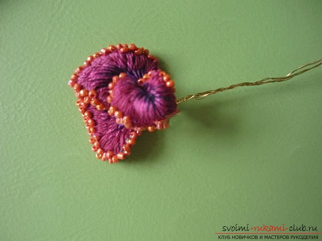 We embroider a rose .. Photo number 17