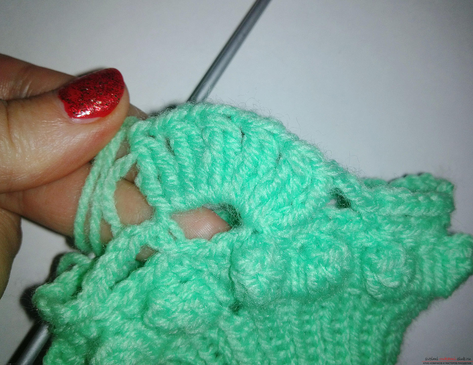 This master class on knitting for beginners will tell you how to learn to knit mitts .. Photo # 10