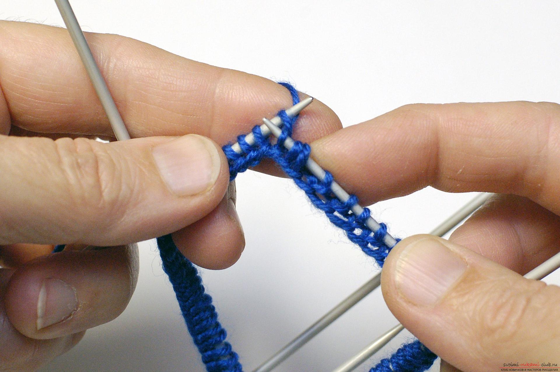 This master class is designed for those who want to learn how to knit Christmas decorations - sprockets. Photo №4