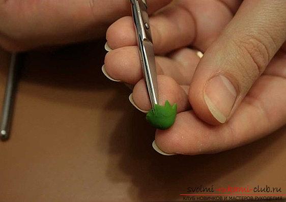 We make a daisy flower with the help of polymer clay - a master class for a beginner. Photo №7