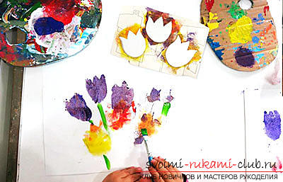 Crafts from paper for young children, free master classes to create gifts from paper on March 8, tips and phased photos .. Photo # 2