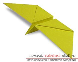 Sådan tilføjer du sjove dynamiske figurer fra papir i origami teknik til børn på 7 år. Foto # 6