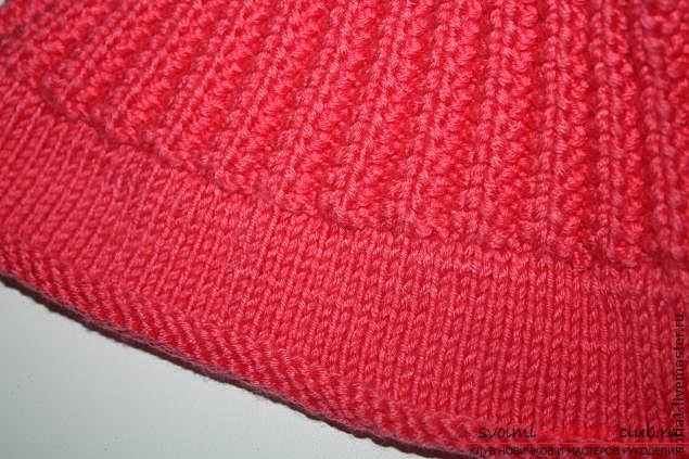 stylish knitted hat for a child. Photo №8