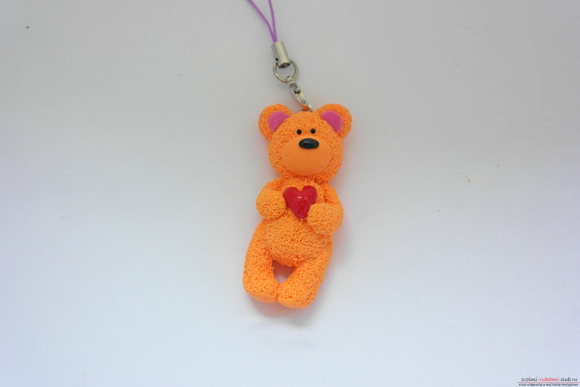 This detailed master class will teach how to make a figure of polymer clay - a keychain in the form of a bear. Photo number 1