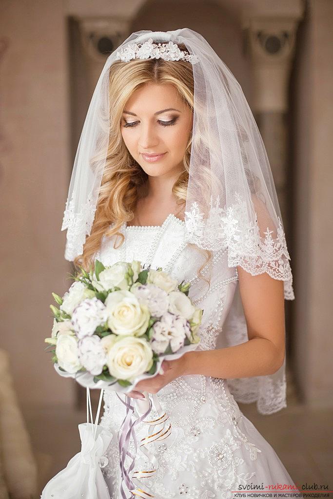 Tips for doing hairstyles with a wedding veil for your own hands. Photo Number 9