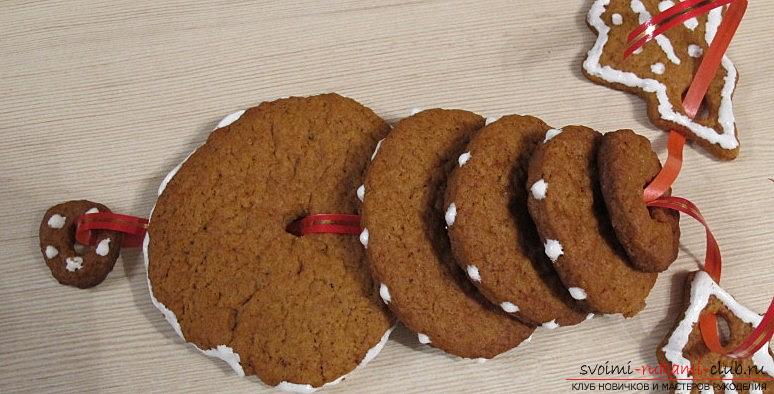 Baking ginger cookies 