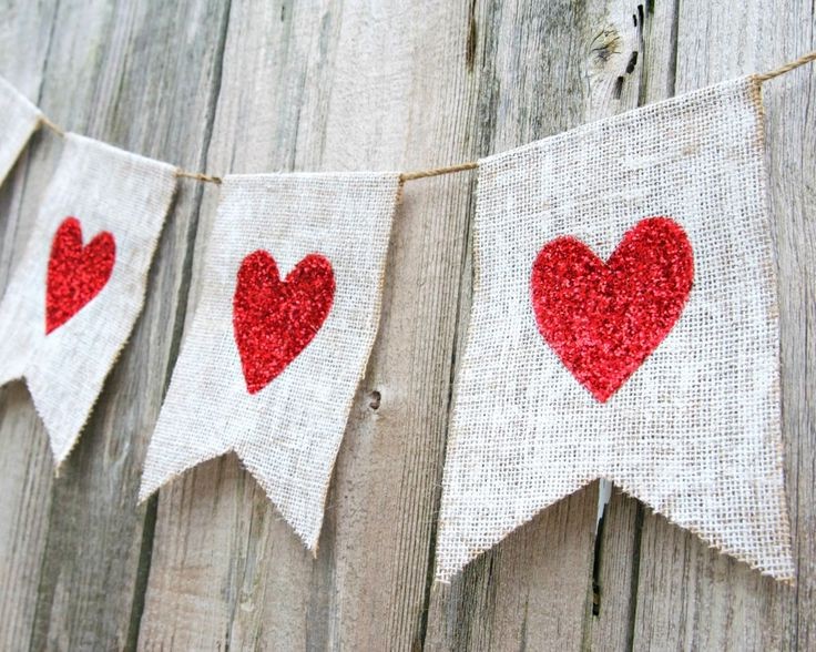 Decorate the walls with flags with hearts for Valentine's Day