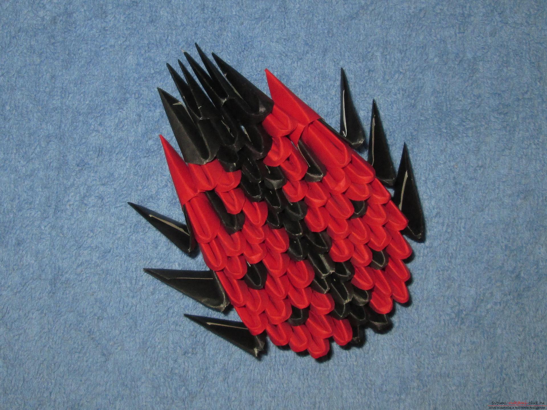 Този майстор клас ще ви каже как да направите модулен оригами от хартия - калинка .. Снимка # 1