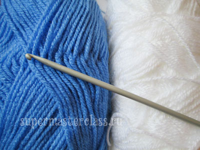 Yarn for baby mittens