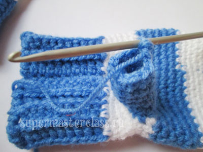 Crochet mittens for beginners