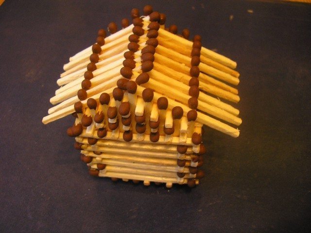 How to make a house of matches with your own hands step by step instruction.