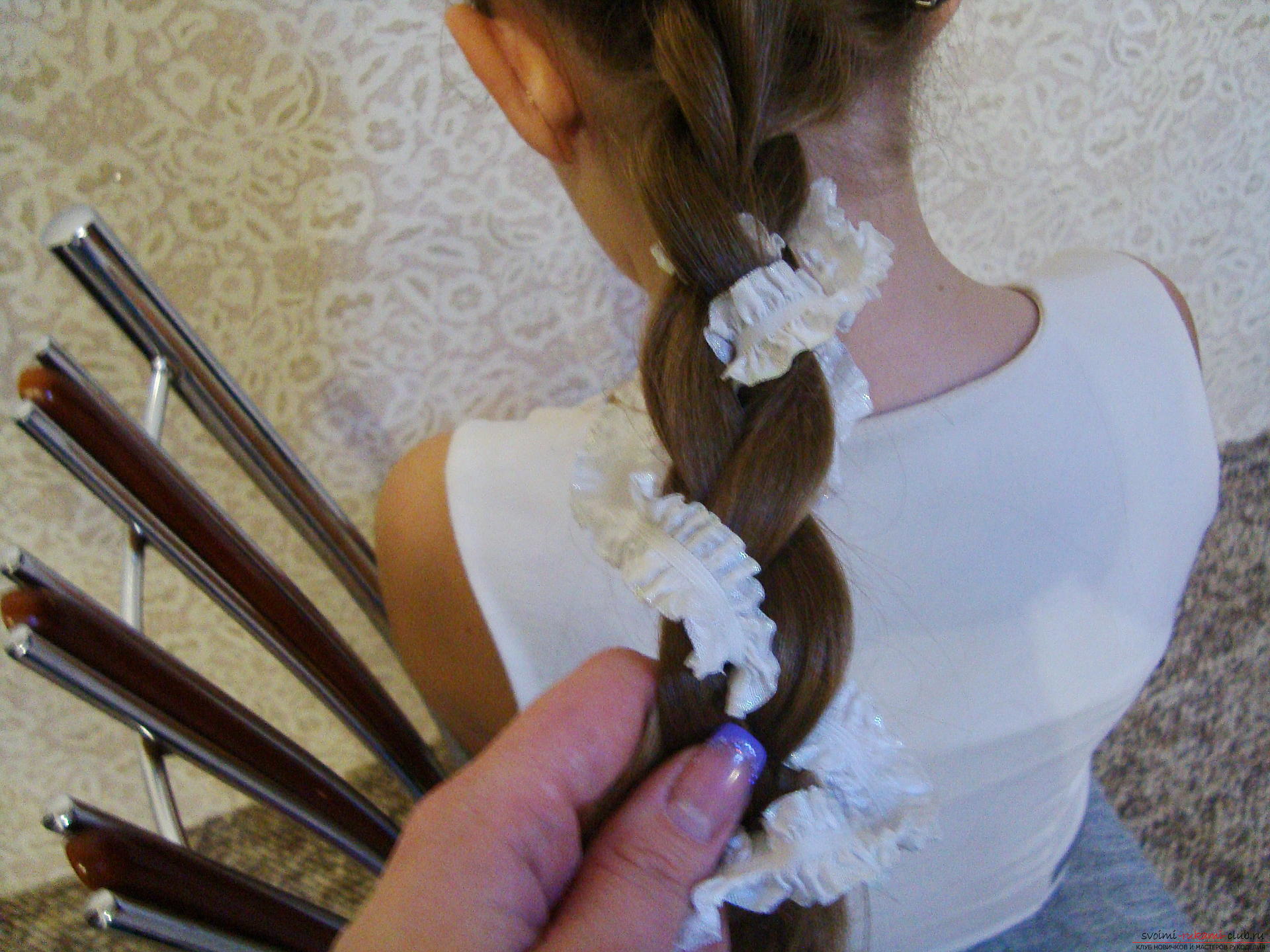 Photo to the lesson on the creation of a hairstyle for the New Year. Photo Number 9