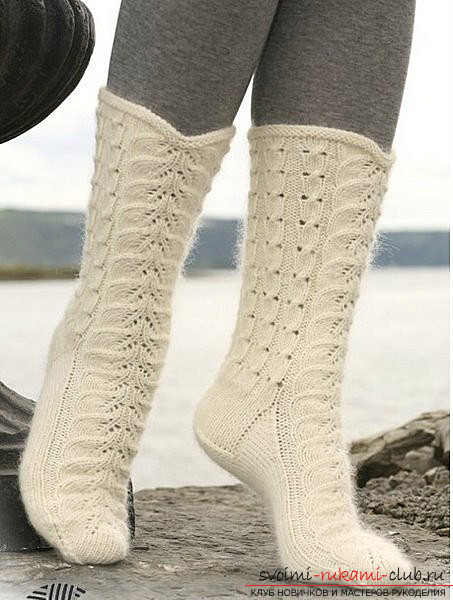 We knit warm socks with five knitting needles. Photo №1