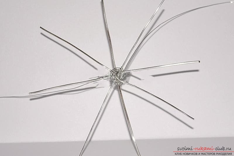 We make a snowflake from the wire. Photo №4