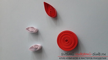 photoinstruction on the creation of an unusual New Year's picture in the quilling technique. Photo №13