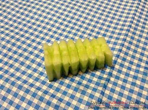 We create interesting and delicious handicrafts from vegetables and fruits. Photo №8