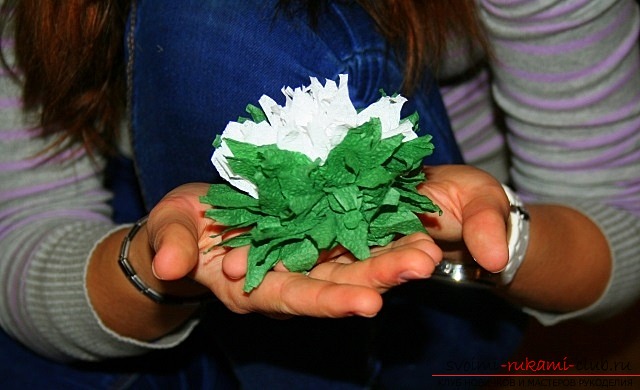 The process of creating an original Christmas tree with your own hands in pictures. Picture №10