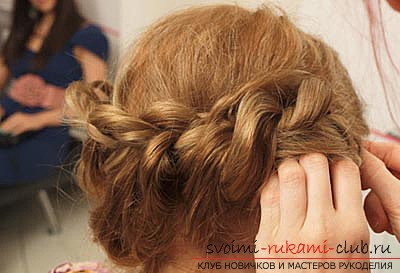 Hairstyles for the holiday with their own hands can be created by using training material and photo-instructions. Beautiful simple hairstyles we learn to do at home .. Photo # 14