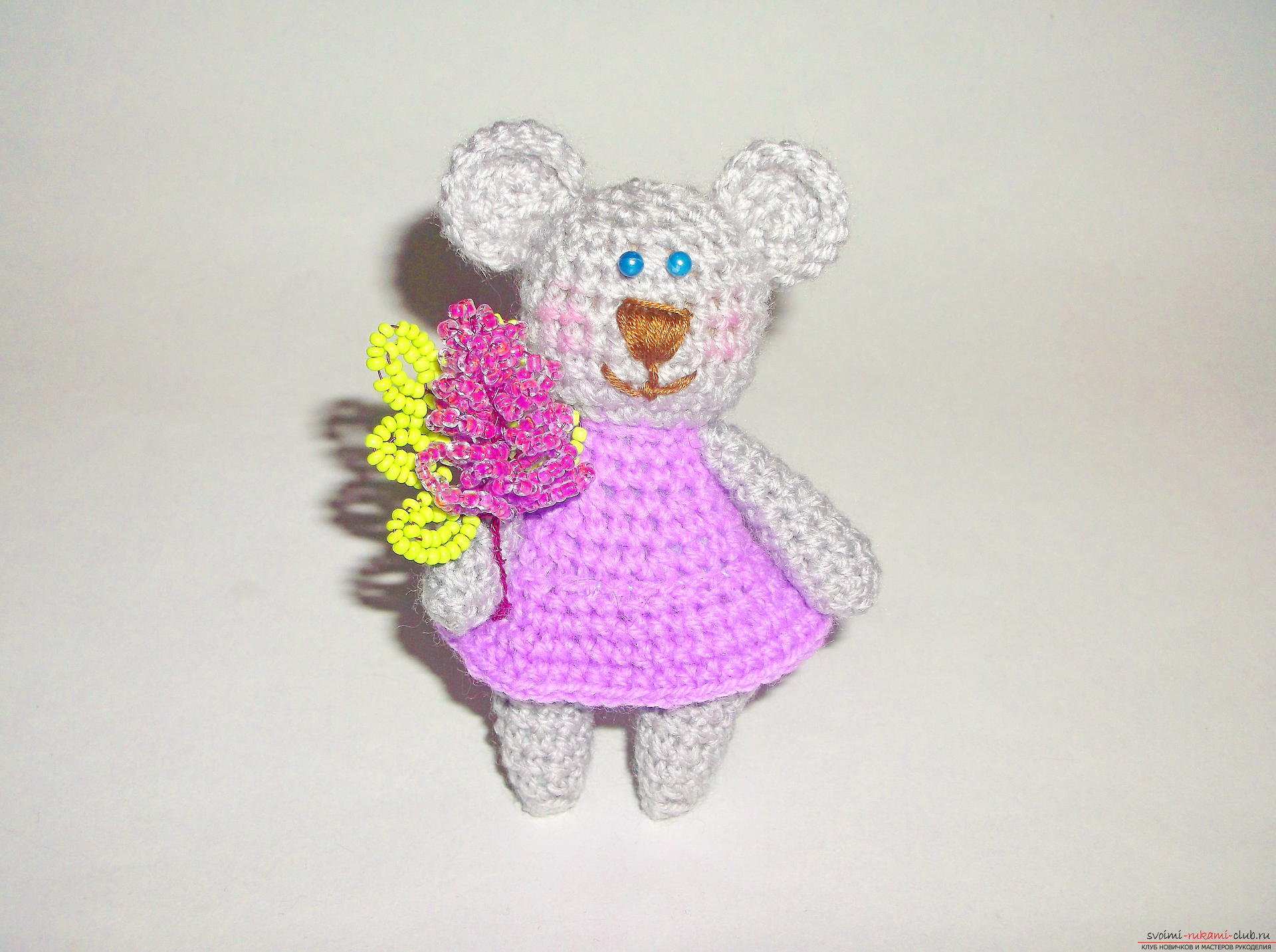 Picture to the lesson on crocheting a small toy. Photo №1